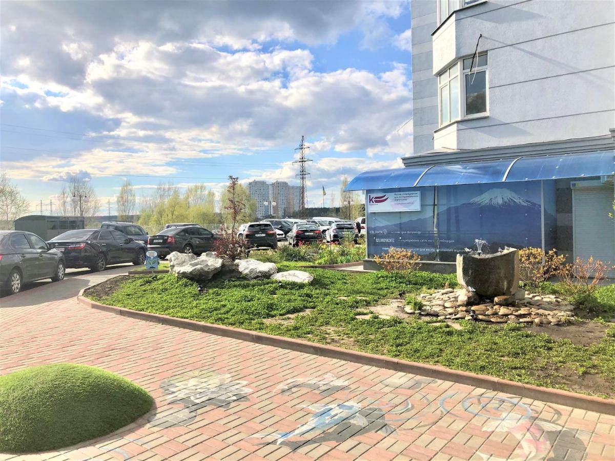 Vip Апартаменти З Видом На Озеро Kyjev Exteriér fotografie